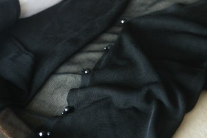 Houseproud projects - sweater remake (bead buttons)