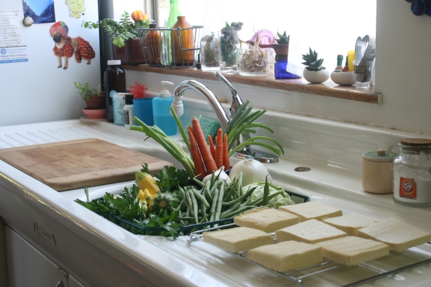 Houseproud kitchen - Sunday's veg 2014-05-18