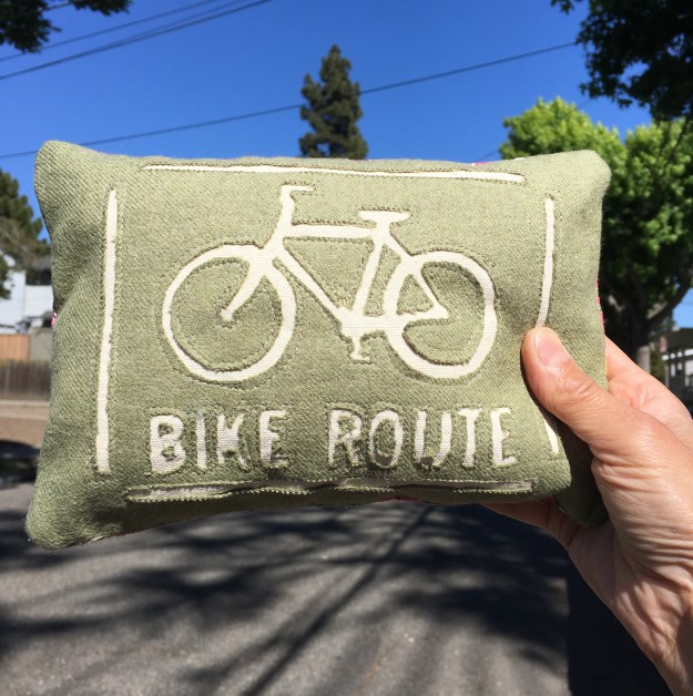 houseproud-bike-themed-charm-pillow-road.jpg